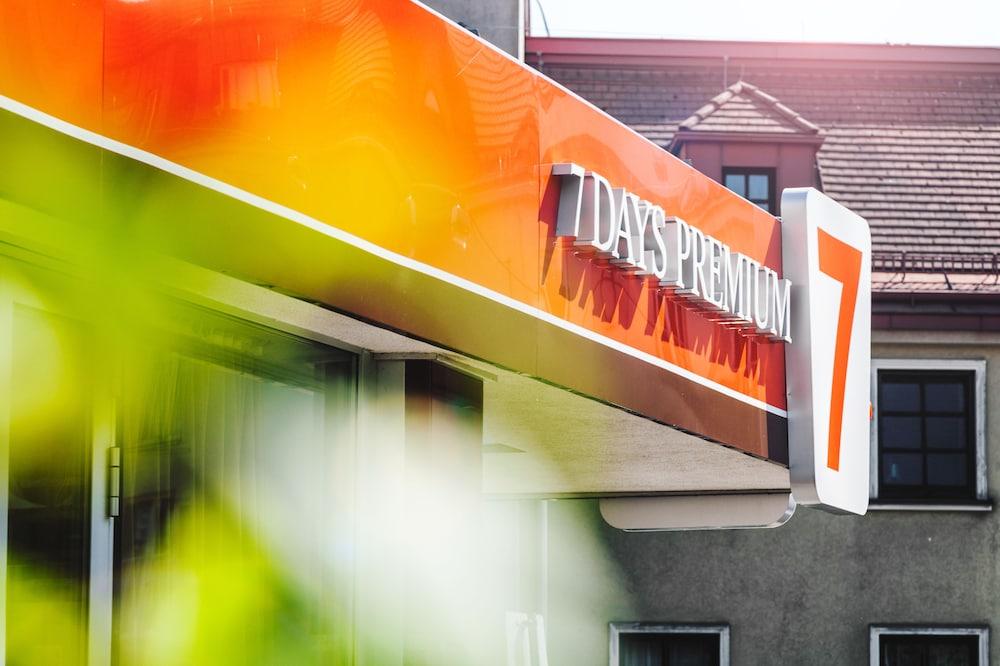 Kyriad Altmannsdorf 3* Wien